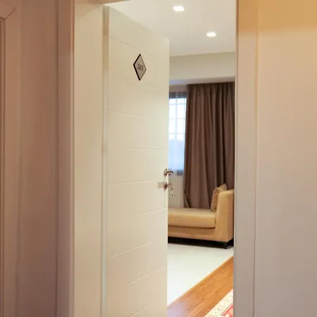 Villa313 4*