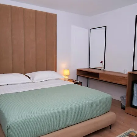 Villa313 4*